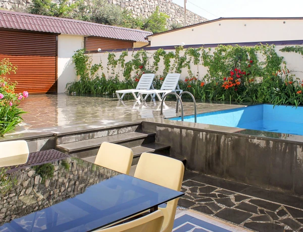 House – Gevorg Dzhahukyan street, Yerevan