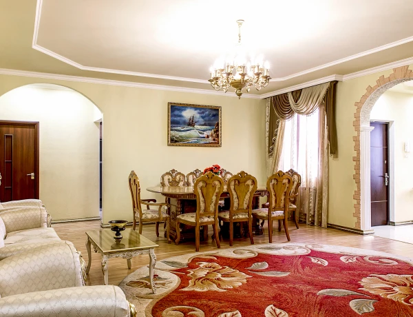 House – Gevorg Dzhahukyan street, Yerevan