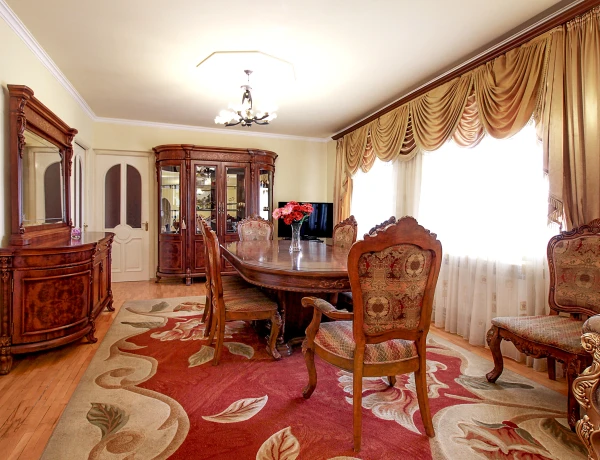 House – Gevorg Dzhahukyan street, Yerevan