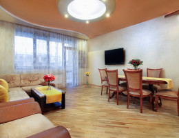 #180 Apartamento - calle Aram