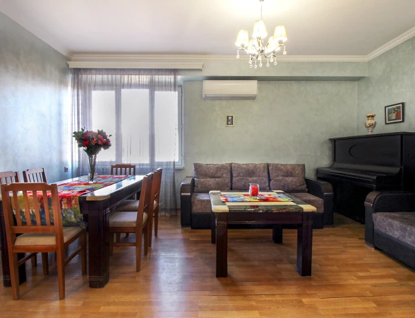 Apartment – Vardanants street, Yerevan