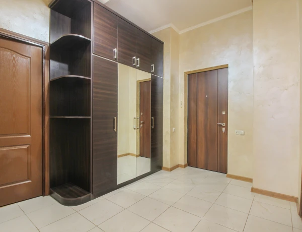 Apartment – Nalbandyan street, Yerevan