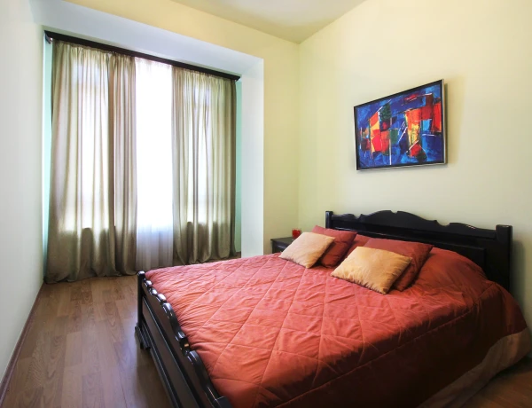 Apartment – Nalbandyan street, Yerevan
