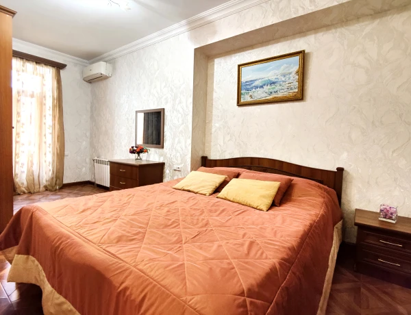Apartment – Pavstos Buzand street, Yerevan
