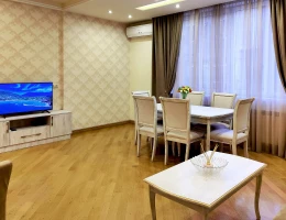 #128 Appartamento – via Pushkin, Yerevan