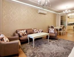 #118 Appartement – rue Aram, Erévan