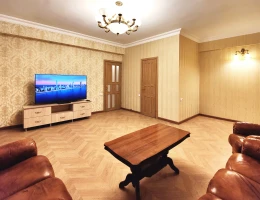 #204 Appartement – rue Tchaïkovski, Erévan