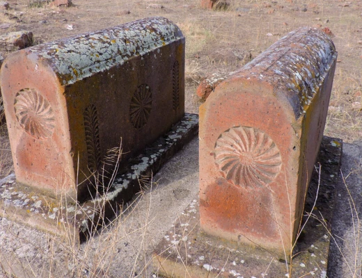 Աղձք դամբարան