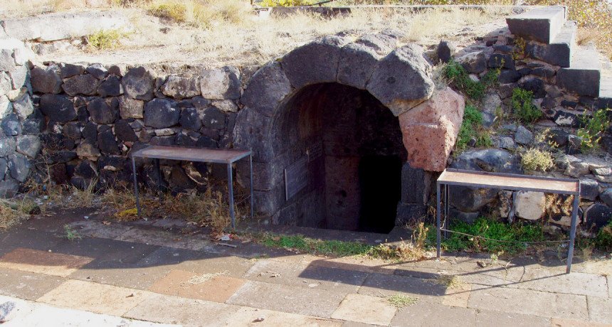 Aghtsk Mausoleum, Aragatsotn, Armenia