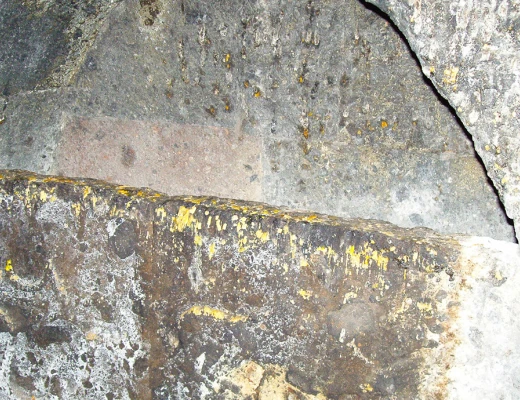 Աղձք դամբարան