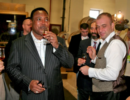 ԱՐԱՐԱՏ կոնյակի գործարան