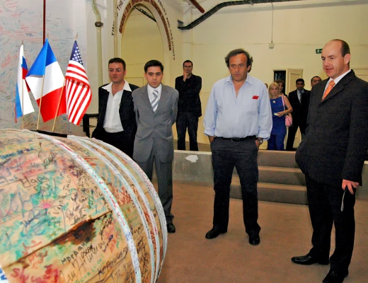 ԱՐԱՐԱՏ կոնյակի գործարան