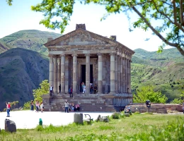 Tempio di Garni