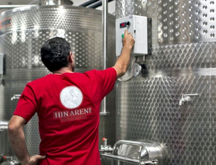 Hin Areni wine factory