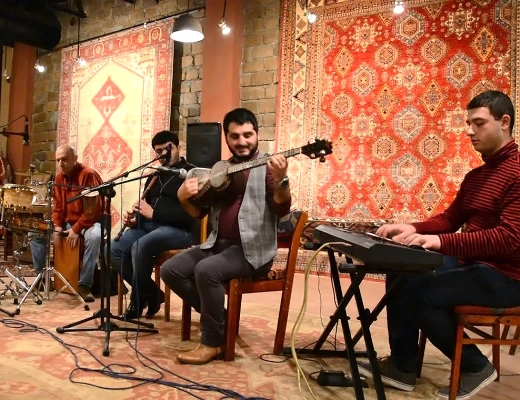 Teppichfabrik und Museum Megerian