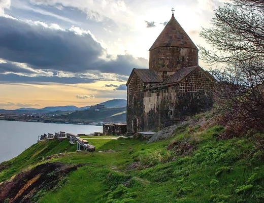 Монастырь Севанаванк