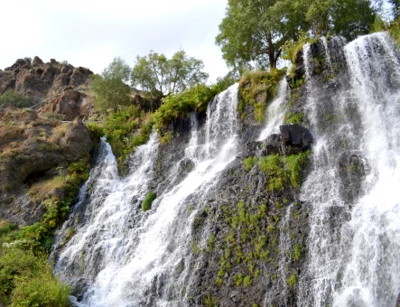 Shaki Waterfall