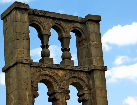 Աղիտուի հուշակոթող