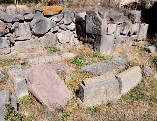 Աղիտուի հուշակոթող