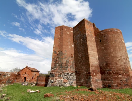 Dashtadem Fortress