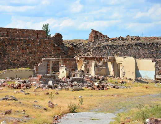Fortaleza de Dashtadem