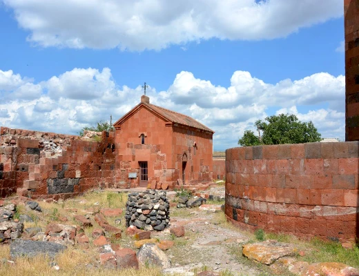 Fortaleza de Dashtadem