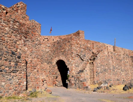 Fortezza di Dashtadem