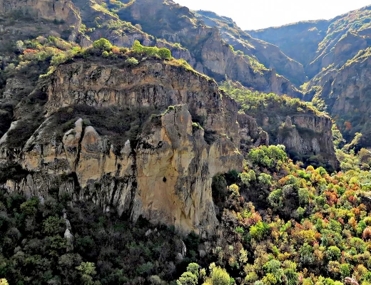 Cañón de Garní Sinfonía de piedras