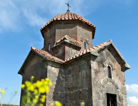 Karmravor Church