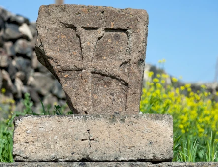 Karmravor Church