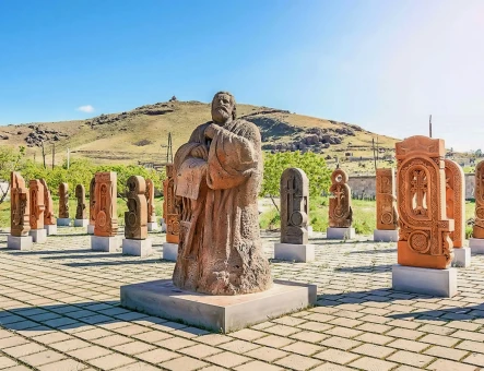 Oshakan St. Mesrop Mashtots Church
