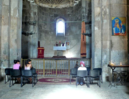 Oshakan St. Mesrop Mashtots Church