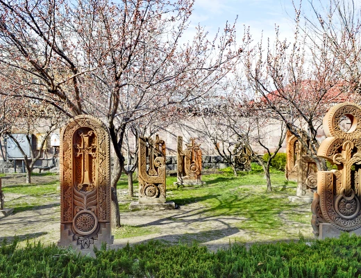 St.-Mesrop-Mashtots-Kirche von Oschakan