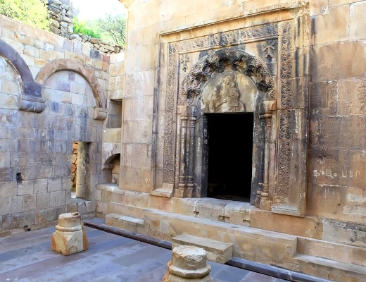 Монастырь Спитакавор