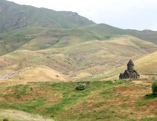 Թանահատի վանք (Գլաձոր)