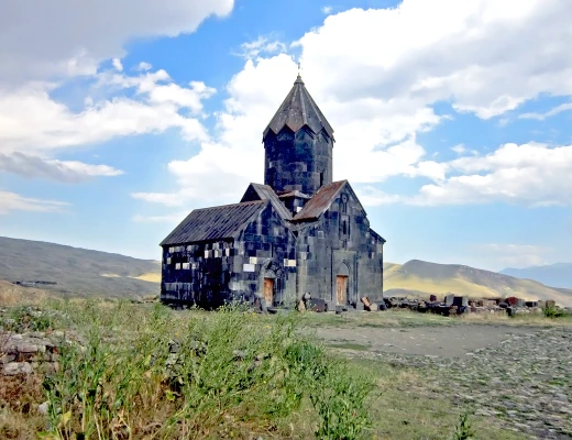 Թանահատի վանք (Գլաձոր)