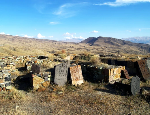 Թանահատի վանք (Գլաձոր)