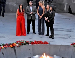 Complesso memoriale Tsitsernakaberd