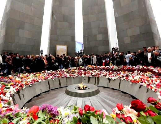 Mémorial Tsitsernakaberd