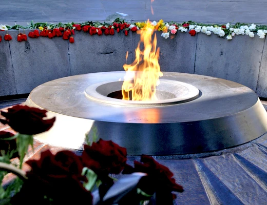 Mémorial Tsitsernakaberd