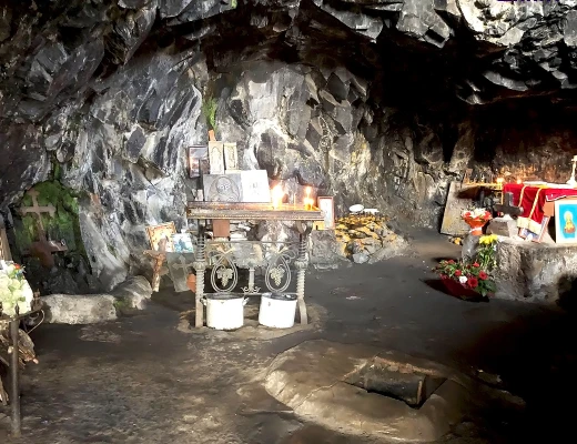 Ծաղկեվանք (Սբ. Վարվառայի վանք)