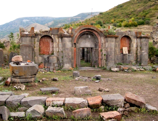 Հավուց Թառ վանք