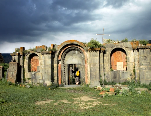 Հավուց Թառ վանք