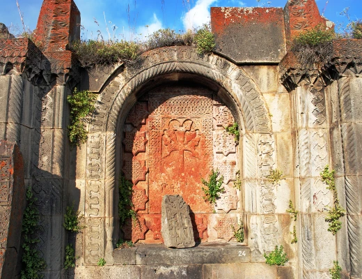 Հավուց Թառ վանք