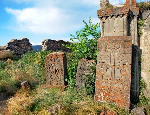 Հավուց Թառ վանք