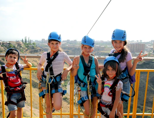 Ереван Зиплайн Эйрлайнс