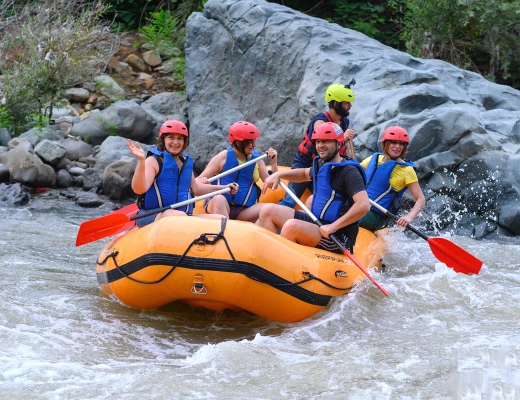 Rafting im Fluss Debed