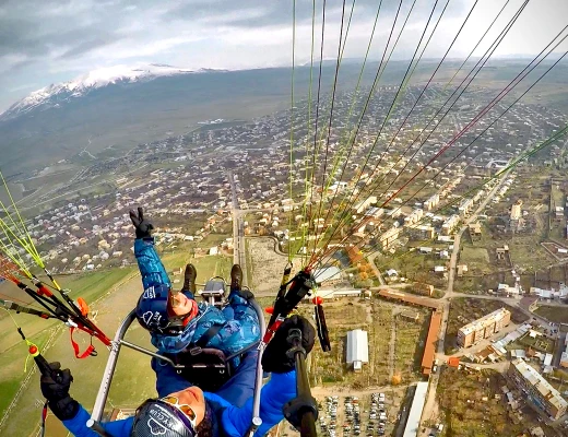 Parapente en Armenia con Sky Club