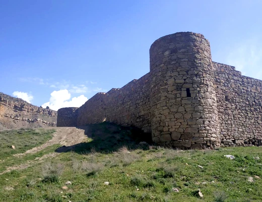 Fortaleza Tapi berd (Gevorg Marzpetuni)
