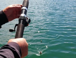 Pesca nel lago Sevan